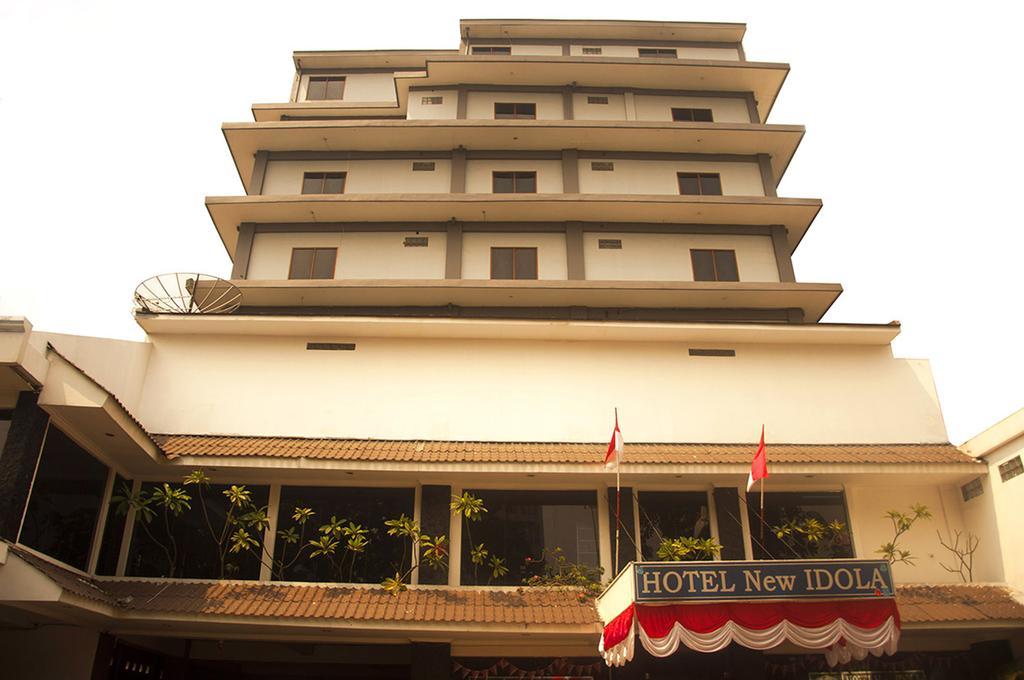 Hotel New Idola Jakarta Exterior photo